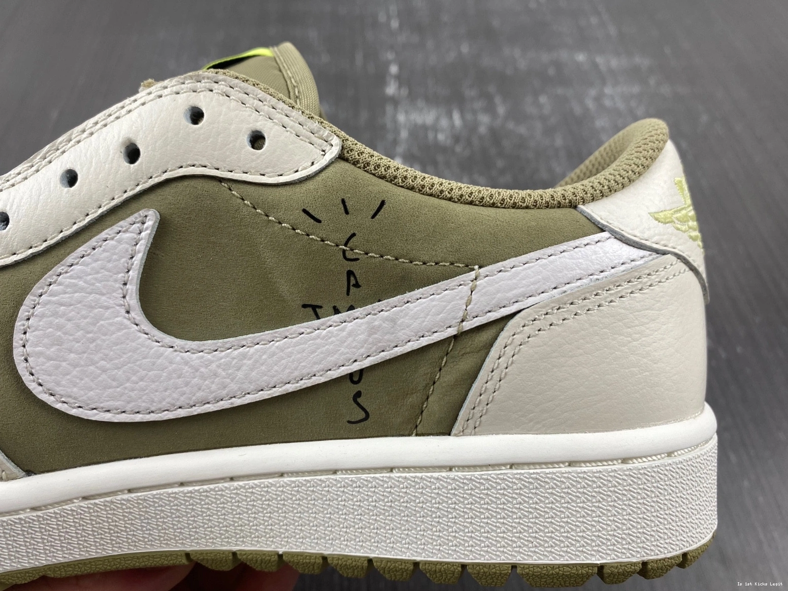 Jordan Low Neutral Retro 1 Scott Golf FZ3124-200 Travis Olive 0321